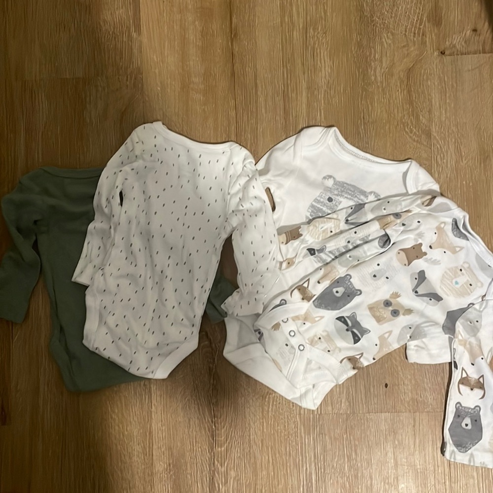 Cloud 🌧 island newborn onsie bundle